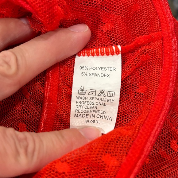 Red lace bra & panty set perfect for Valentines Day size large never worn - Picture 7 of 7